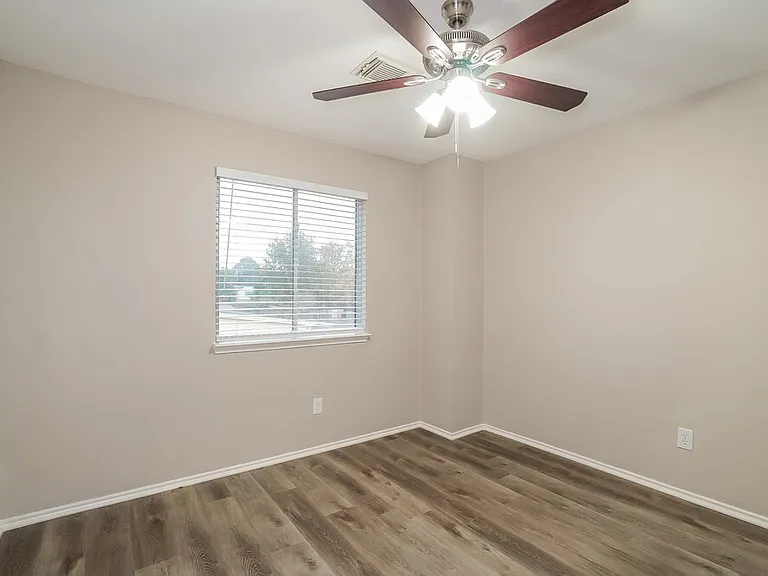 6507 Briargate Trl — Photo 11