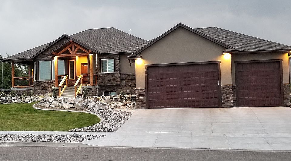 1st image of 616 Terra Vista Dr