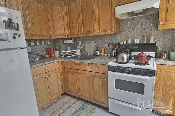 Rented by Ideal Properties Group | media 16