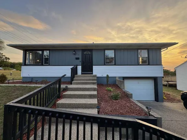 2517 Newstead Ave SW, Wyoming, MI 49509