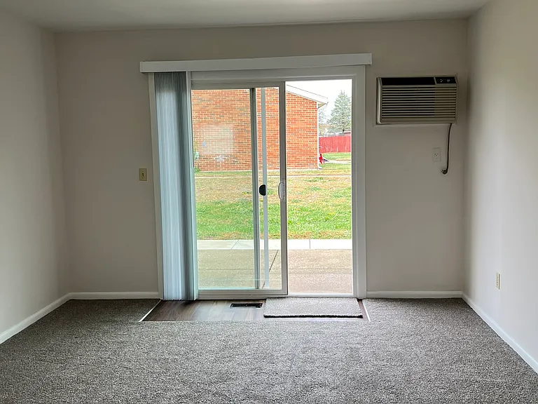 760 Enon Xenia Rd #B — Photo 4