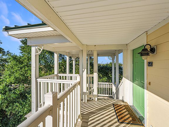 5th image of 2262 Folly Rd #1A