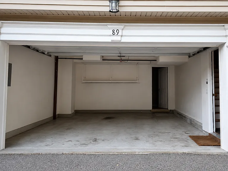 89 E Mountain St — Photo 23