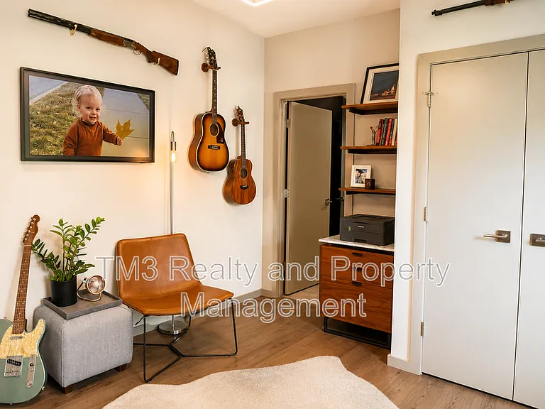 2436 Forest Ave — Photo 17
