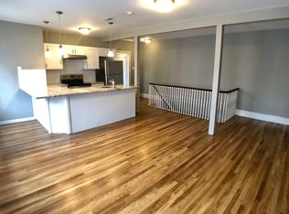 5907 Greene St APT 3, Philadelphia, PA 19144