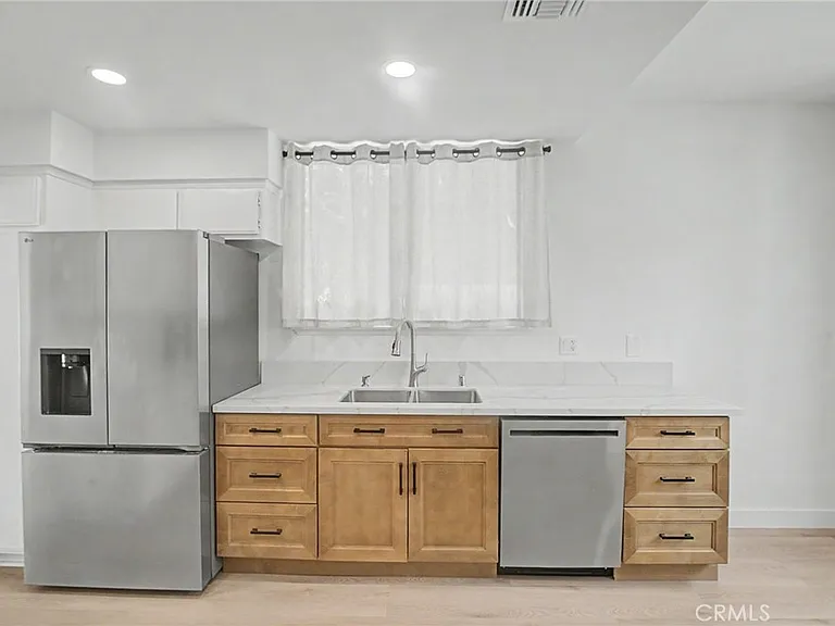10793 Ashton Ave #14 — Photo 9
