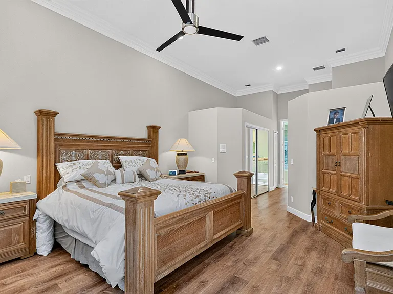 1048 Diamond Head Way — Photo 17