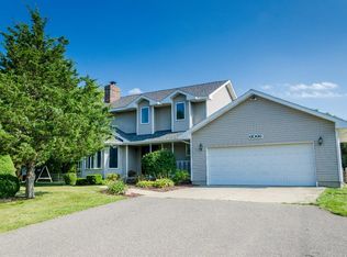 6066 Strawberry Lake Rd, Whitmore Lake, MI 48189