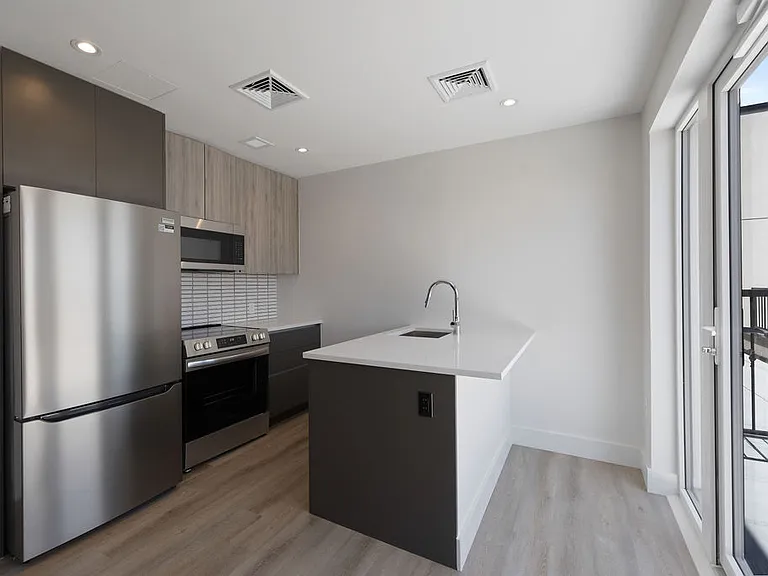 2605 Snyder Ave #7K — Photo 4