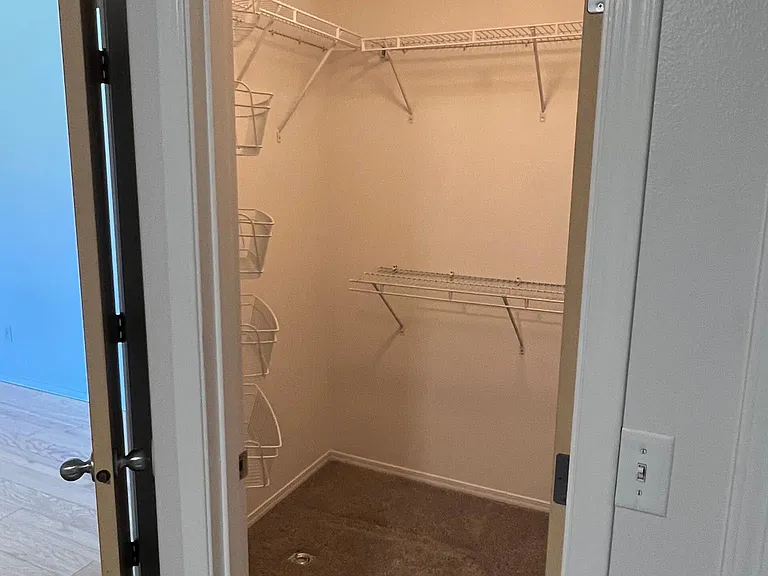 5742 Valleywood Loop SE — Photo 7