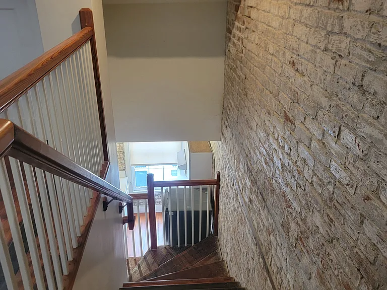 513 Conti St — Photo 9