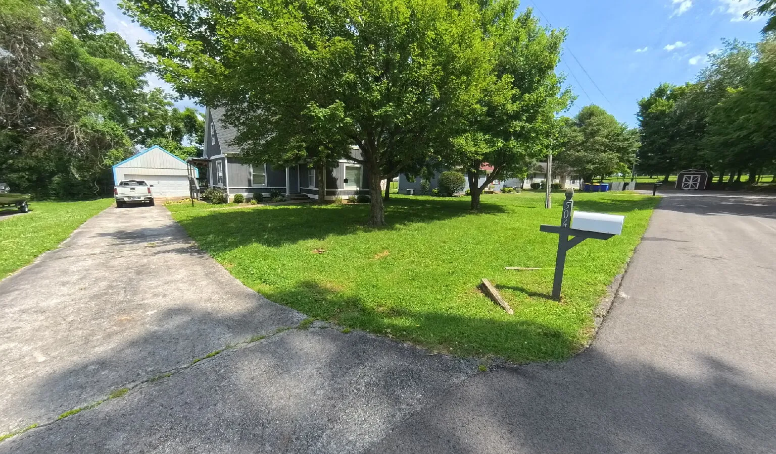 3 bed, 2.0 bath, 1400 sqft, $1,800 — Photo 4