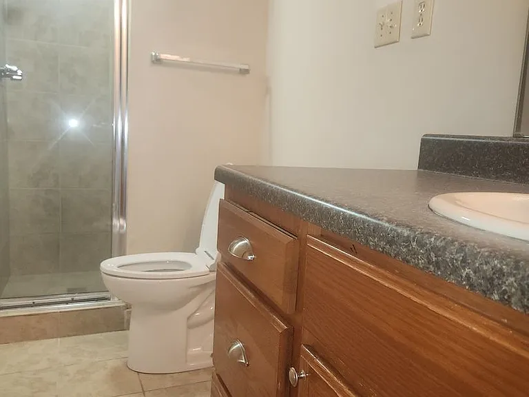 114 Menlo Dr — Photo 27