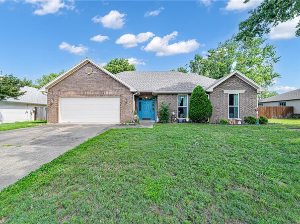 29 Ivy Cir, Bentonville, AR 72712