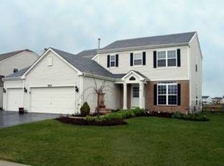 1560 Parkside Dr, Bolingbrook, IL 60490