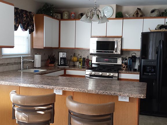 2nd image of 4 Maidstone Ct