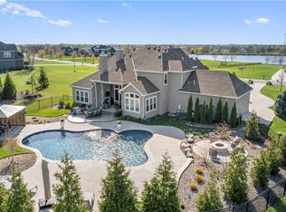 19733 Windsor Dr, Stilwell, KS 66085