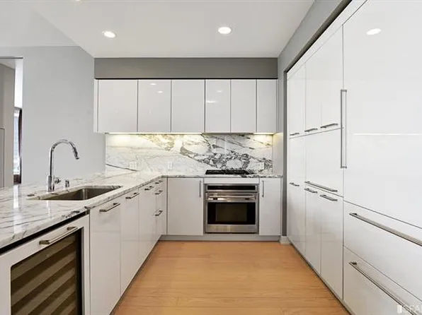 301 Mission St APT 303, San Francisco, CA 94105