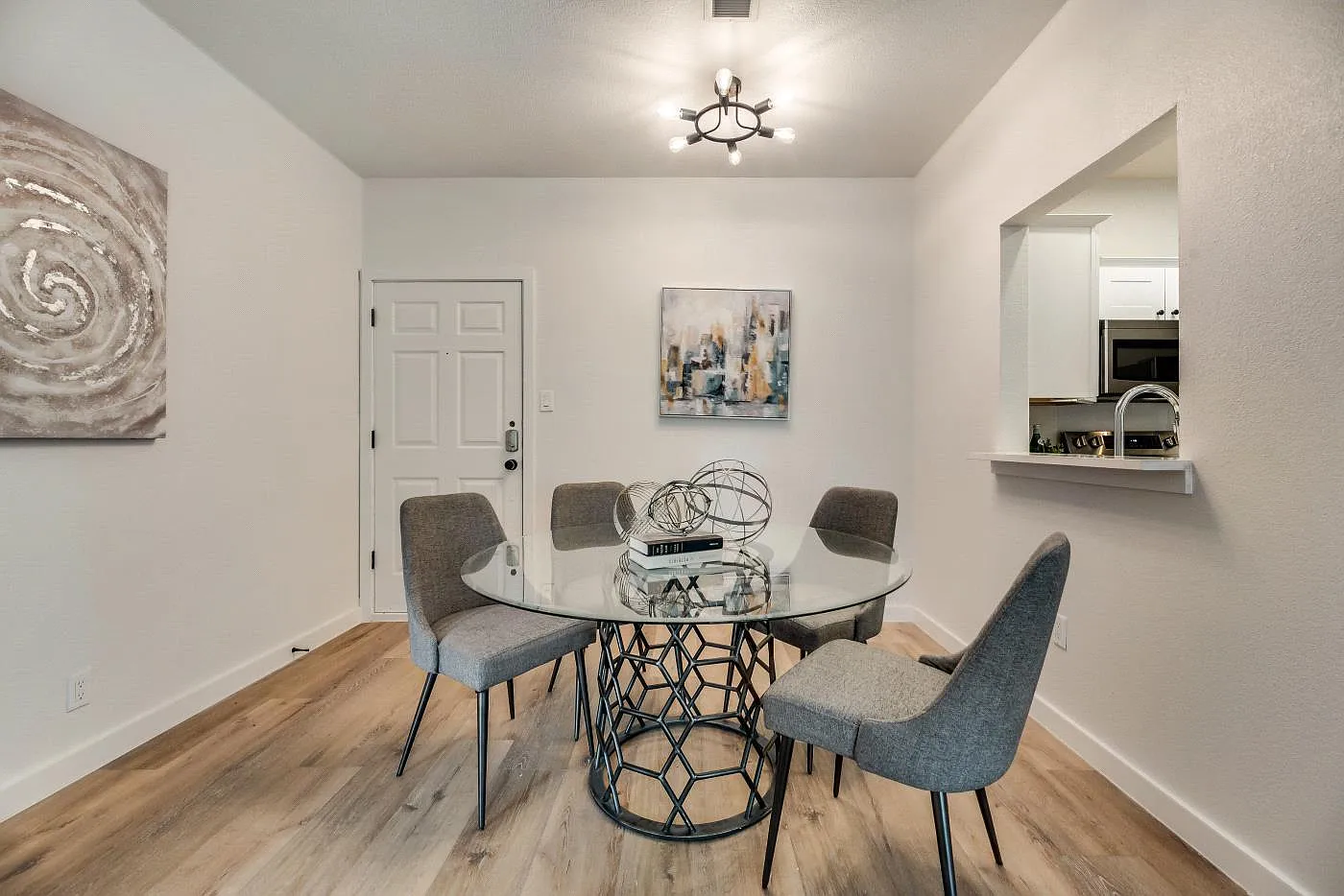4104 Cole Ave - 110 — Photo 2