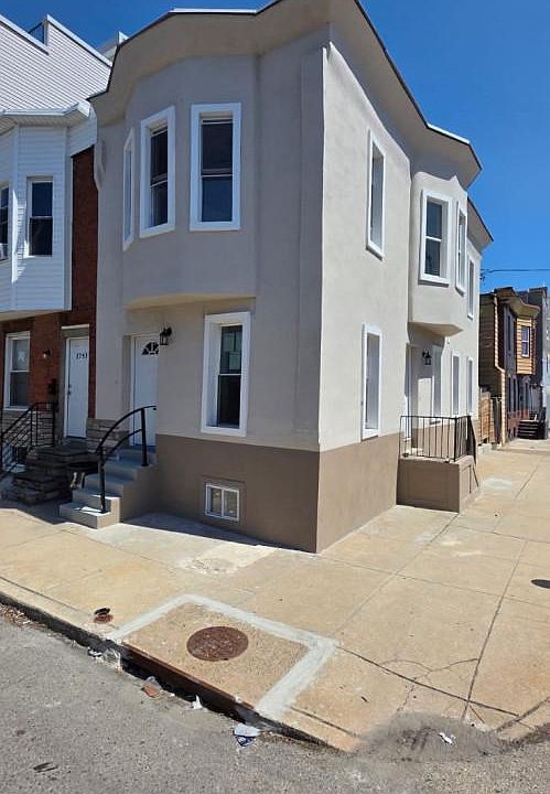 1st image of 1755 S Taylor St