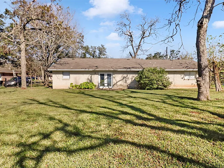 238 Sleepy Hollow Dr — Photo 24