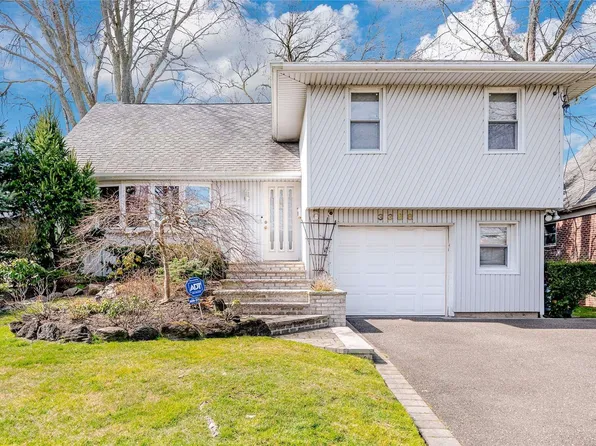 3388 Lawrence Avenue, Oceanside, NY 11572