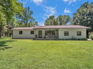 1713 Cypress Ln, Newton, KS 67114