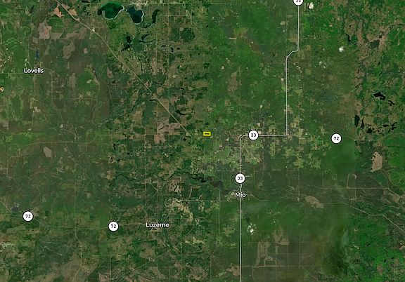 3rd image of W Miller Rd