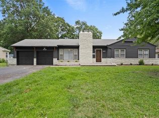 4445 Westridge Rd, Kansas City, MO 64133