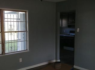 5835 Belcrest St, Houston, TX 77033