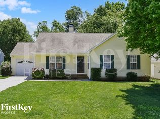 7121 Taunton Dr, Greensboro, NC 27410