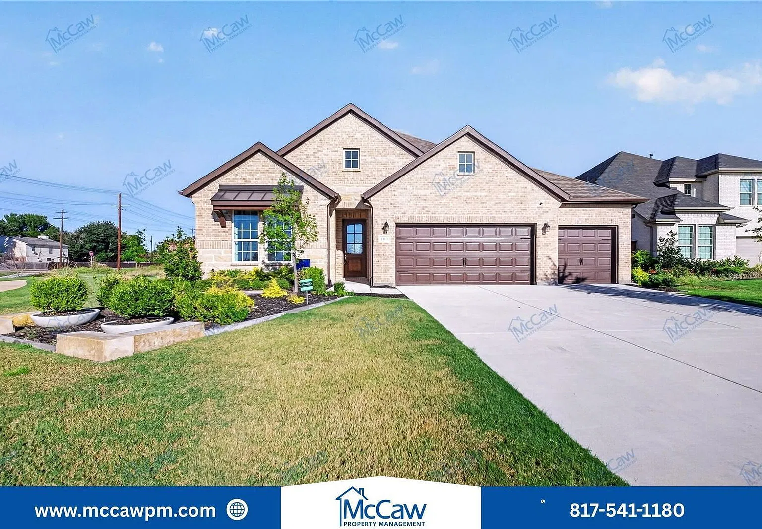 4 bed, 3.0 bath, 2406 sqft, $2,495 — Photo 1