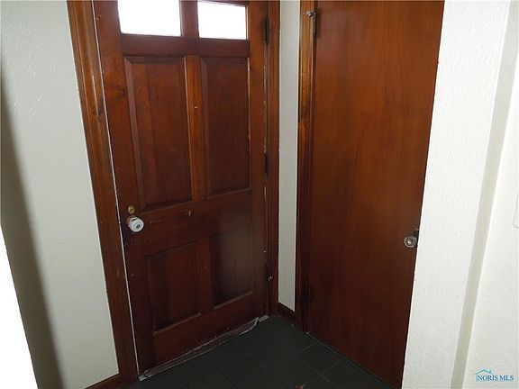 2nd image of 746 Durango Dr