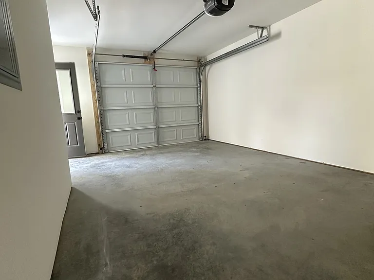 218B Myatt Dr — Photo 12