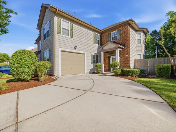 3927 Cromwell Park Dr, Virginia Beach, VA 23456