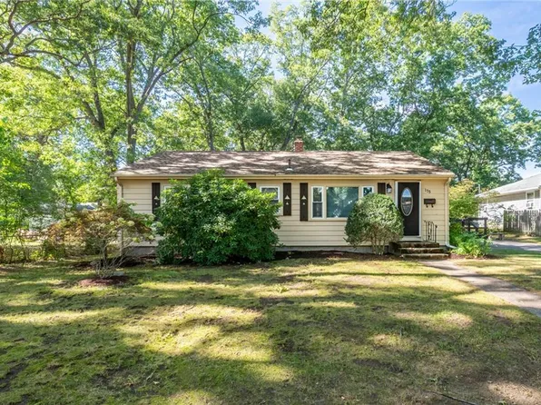 133 Inman Ave, Warwick, RI 02886