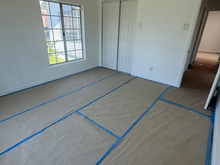 Laurel St — Photo 10