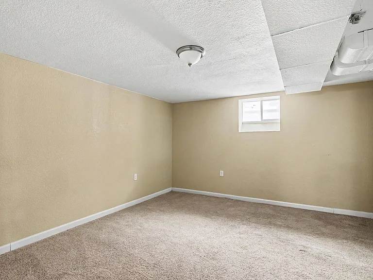 5045 Eliot St — Photo 15