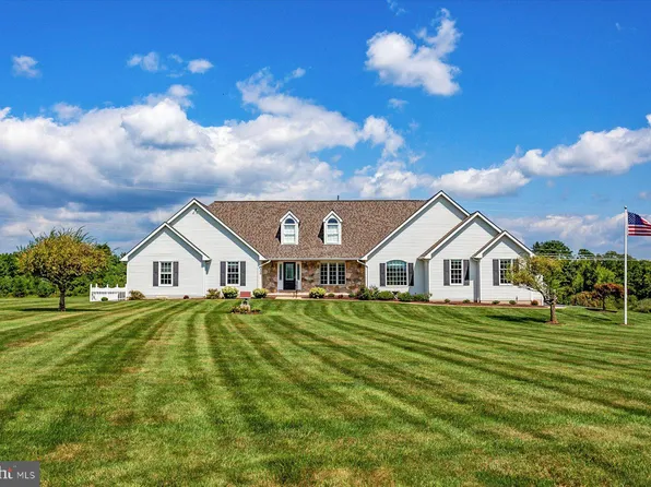 806 Duchess Dr, Eldersburg, MD 21784