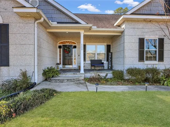 111 Wellington Pl, Brunswick, GA 31523