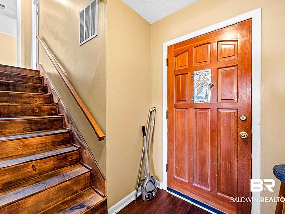 2nd image of 19183 E Silverhill Ave