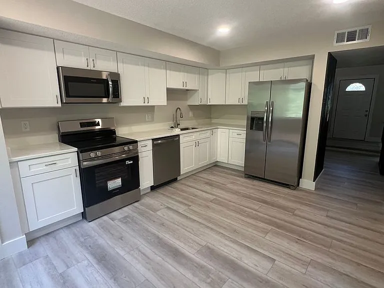 733 Galloway Dr — Photo 14
