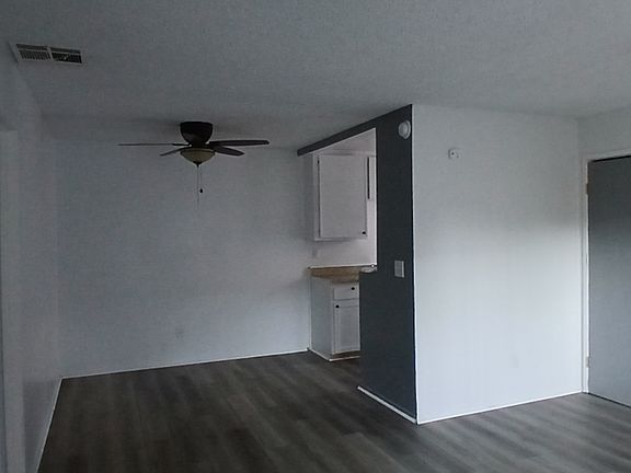 3rd image of 25870 Stanford St #11A