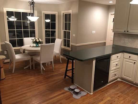 Kitchen and Breakfast Nook