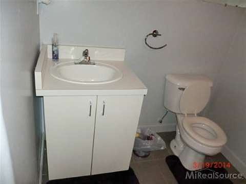 5th image of 21701 Oconnor St