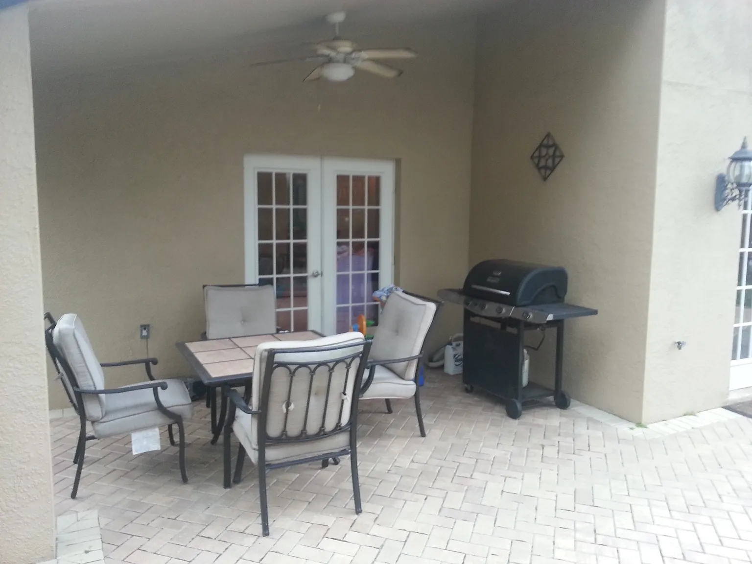 3 bed, 1642 sqft, $3,450 — Photo 3