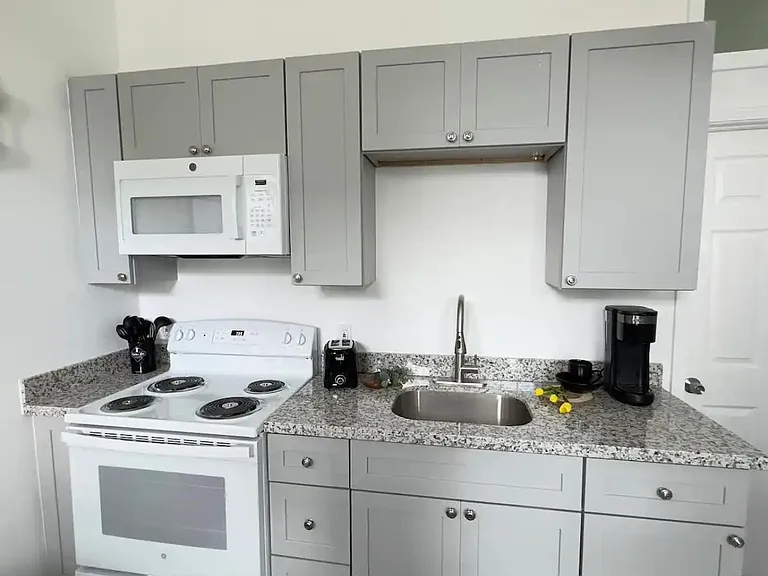 2513 Erato St #102 — Photo 6