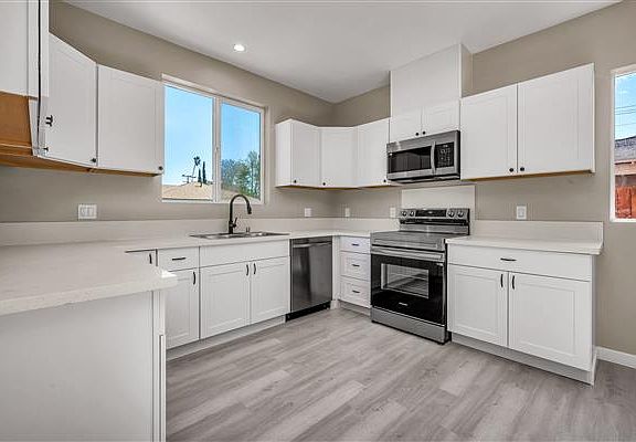 5th image of 10663 Encino