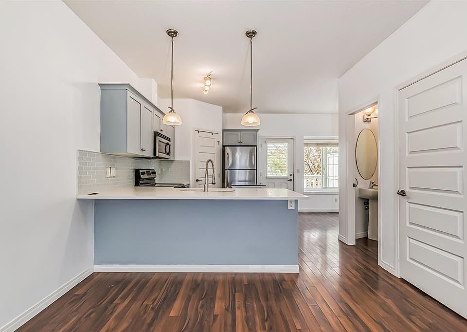 1001 8th St W Airdrie, AB, T4B0W5 Apartments for Rent Zillow