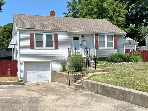 3306 S Hardy Ave, Independence, MO 64052
